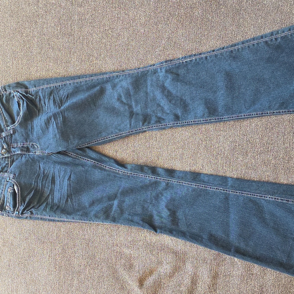 Women's Size 11 Blue Boot Cut Jeans With Rhinestone - Picture 4 of 5